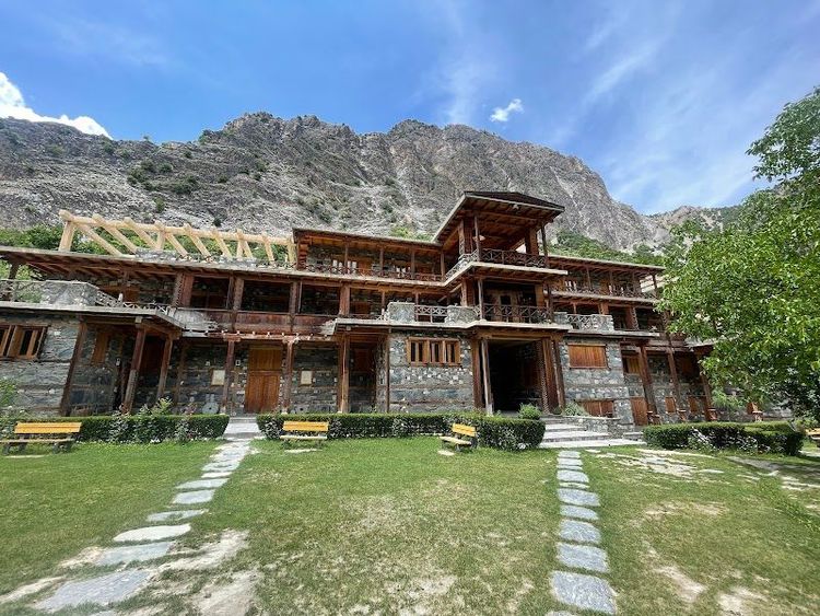 Destino Kalash Restaurant - Batrik - Pakistan