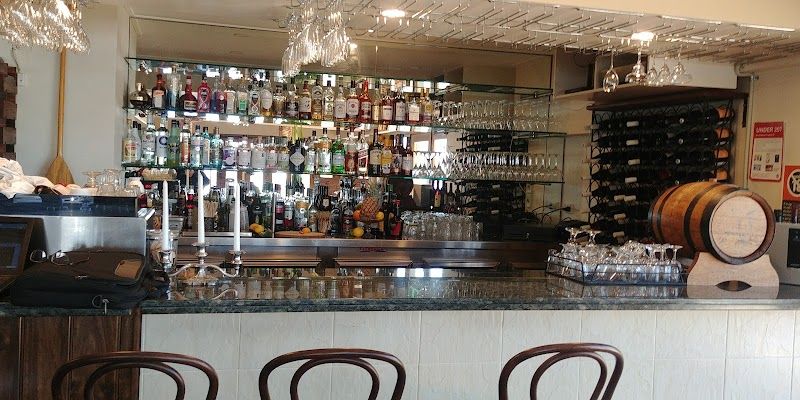 Tidal Restaurant & Wine Bar