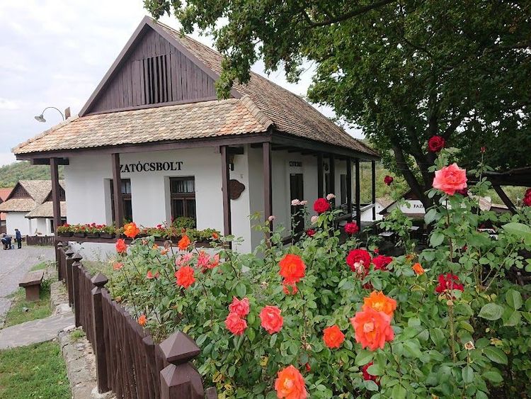 Kemencés Kisvendéglő - Hollókő - Hungary