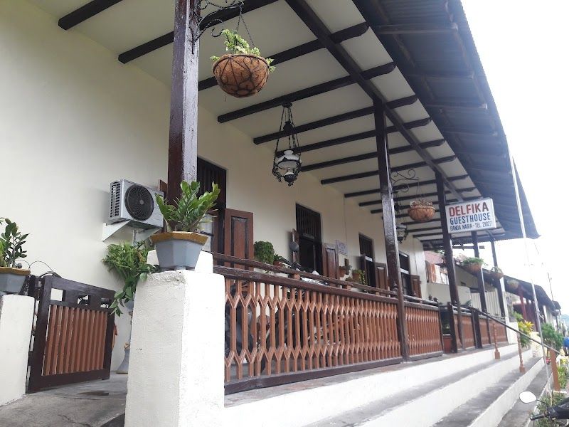 Deli Mutiara Restaurant