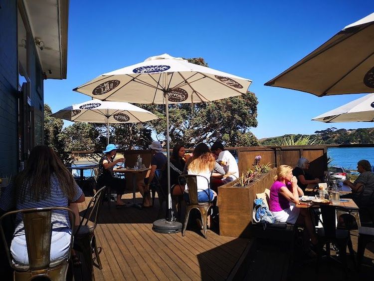 Orca Eatery & Bar - Raglan - New Zealand