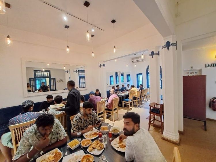 The Mango Tree - Colombo - Sri Lanka