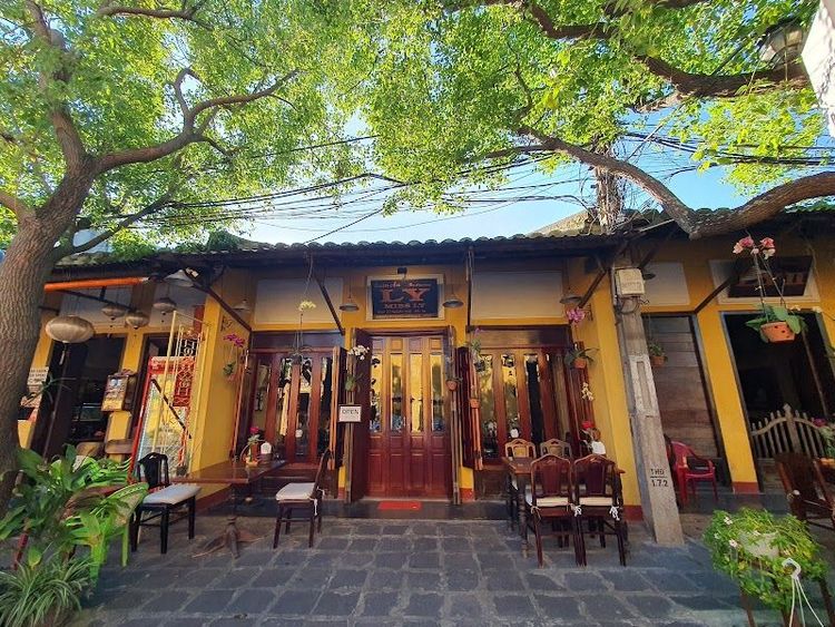 Miss Ly Cafeteria - Hội An - Vietnam