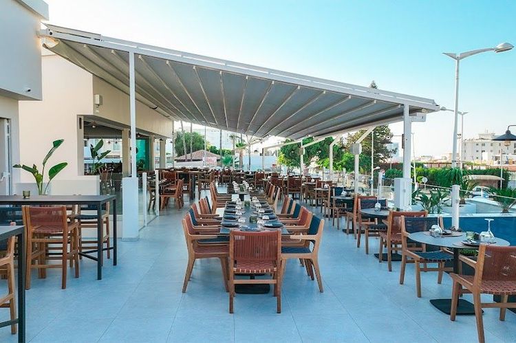 Nubila RoofTop Restaurant Bar - Paralimni - Cyprus