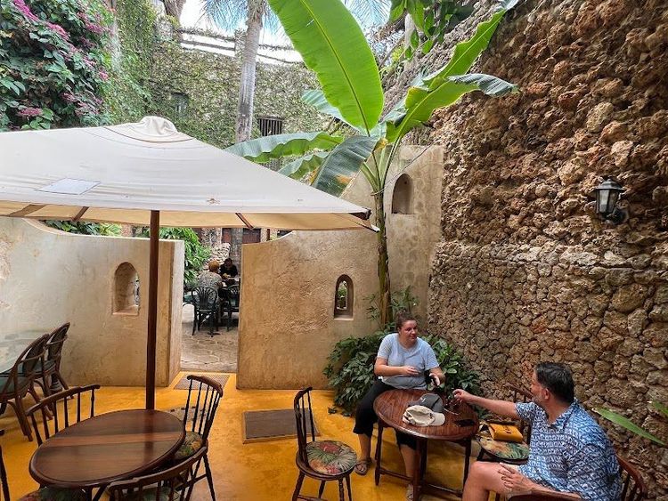 Whispers Coffeeshop - Lamu - Kenya