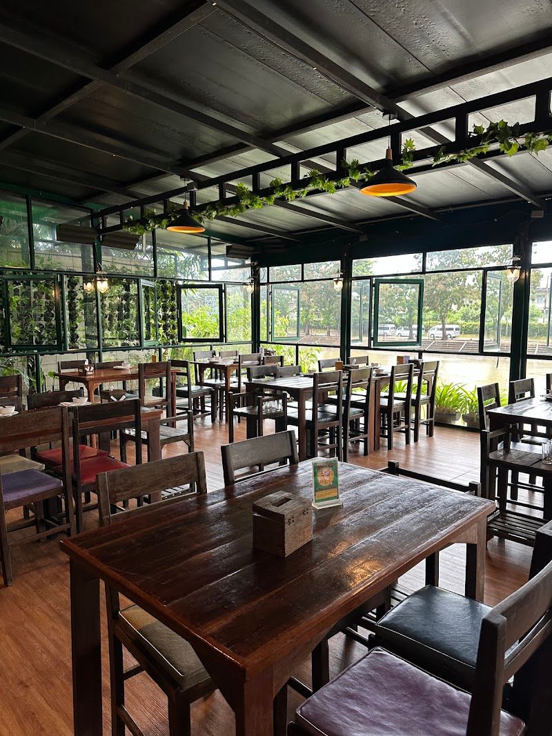 The Riverside Restaurant