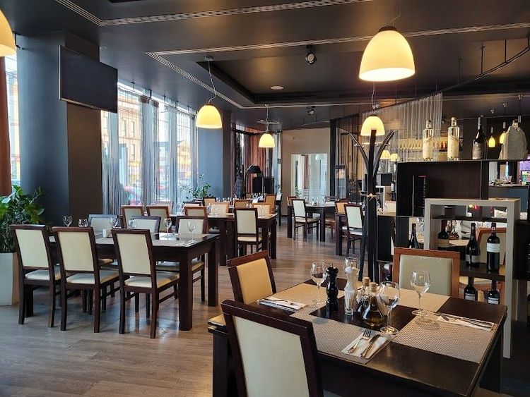 Riviera Restaurant & Lounge - Arad - Romania