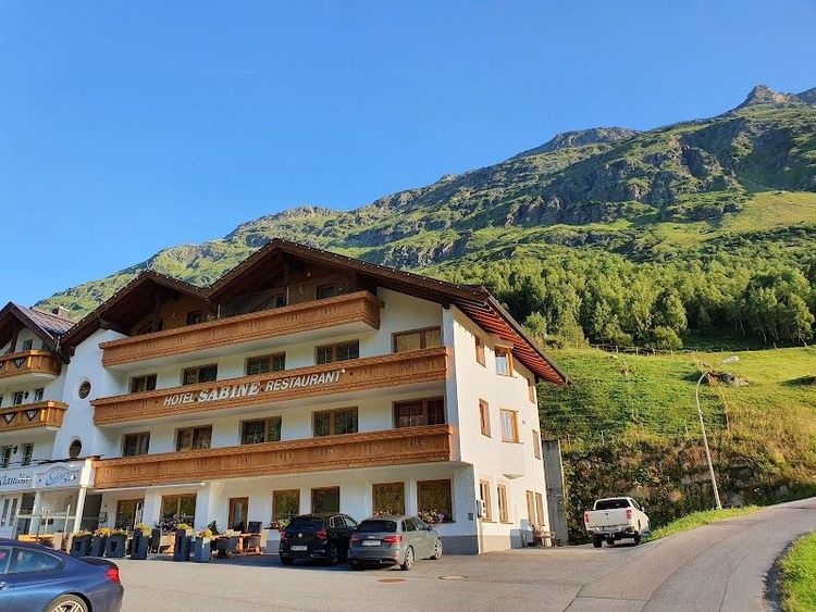 Hotel & Restaurant Sabine - Galtür - Austria