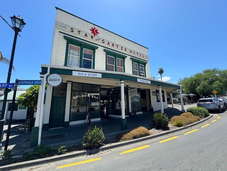 Star and Garter Hotel - Coromandel - New Zealand