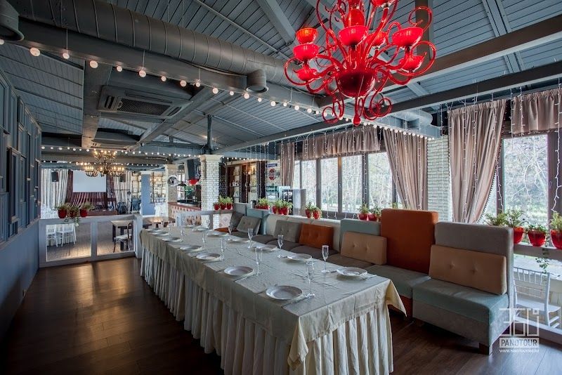 Bryunetka i Blondinka