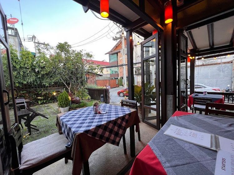 Dash! Restaurant and Bar - Chiang Mai - Thailand
