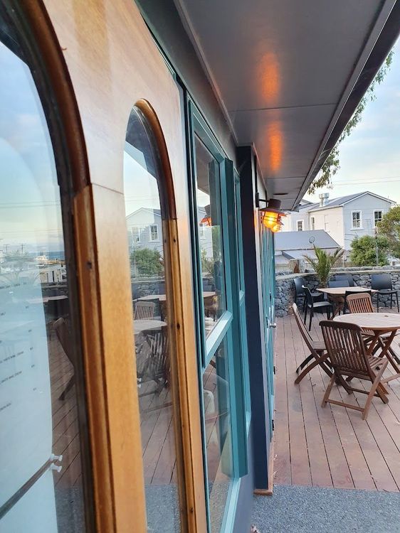 Green Dolphin Restaurant & Bar - Kaikōura - New Zealand