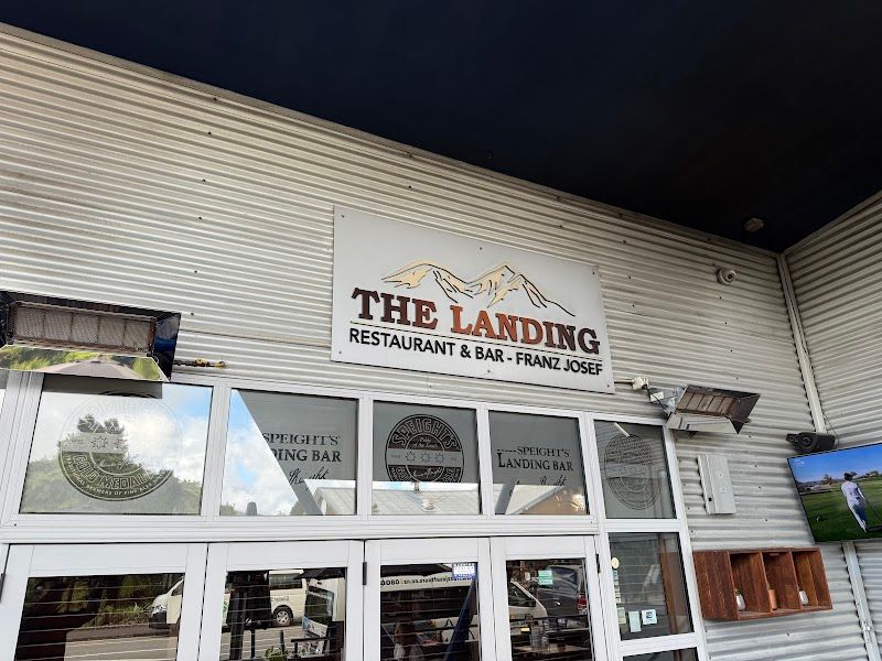 The Landing Restaurant Bar