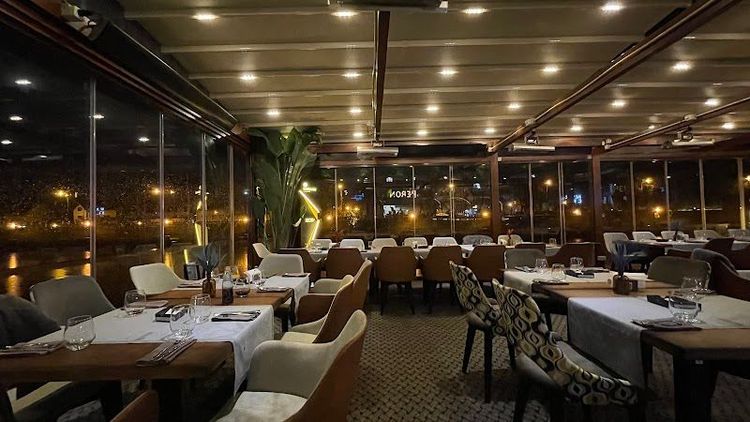 Rivo Restaurant & Lounge