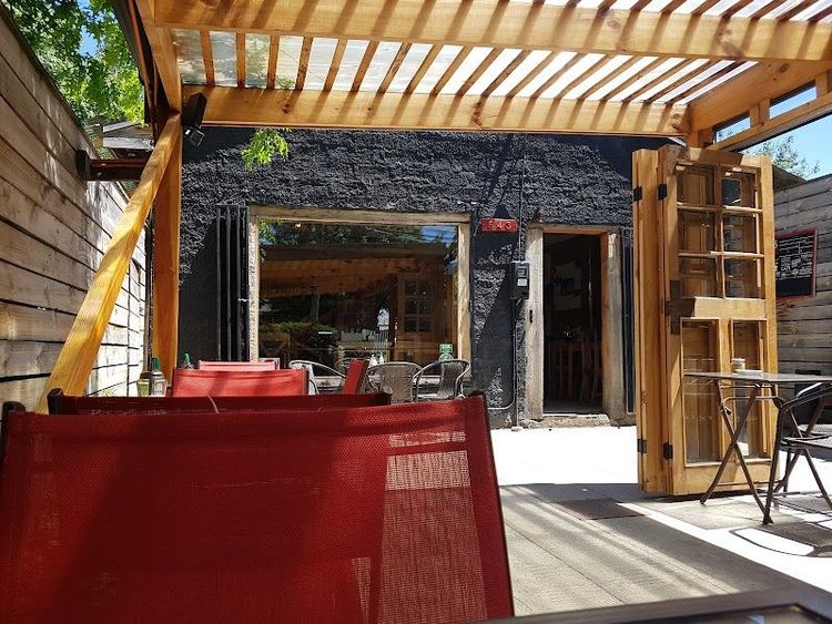 Cafe de Mayo - Coyhaique - Chile