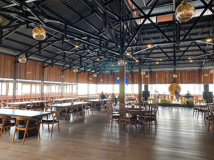 Restaurant Sari Gurih Beach - Kota Ambon - Indonesia