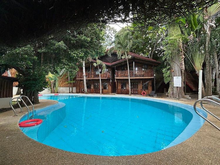 Pyramid Beach Resort Restaurant - Panglao - Philippines