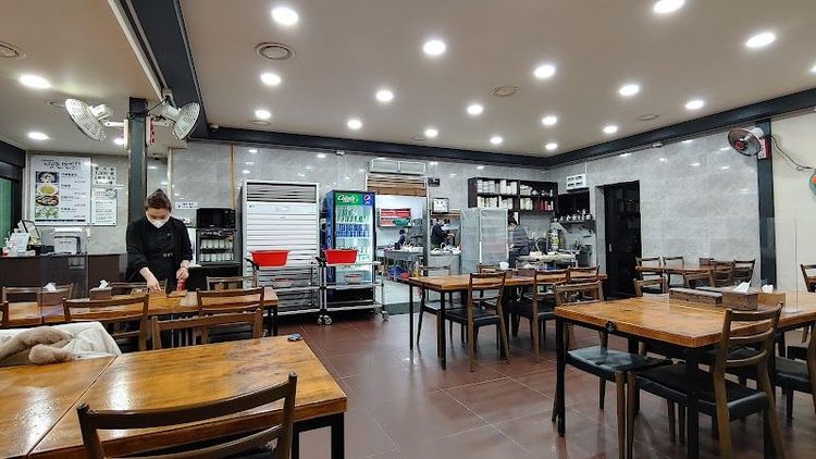 Myeongjin Jeonbok - Cheju - South Korea