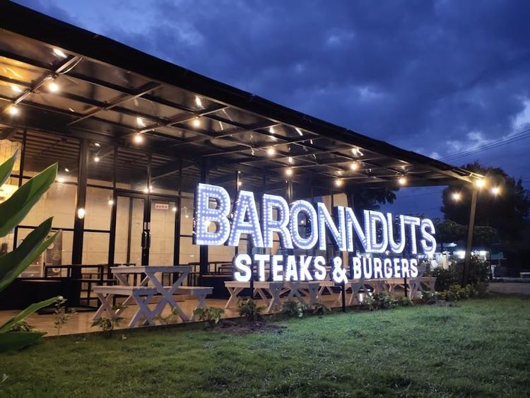 Baron Nduts Steaks Burgers Banyuwangi - Banyuwangi - Indonesia