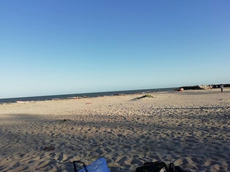 Praia da Costa do Sol - Maputo - Mozambique - Booked ai