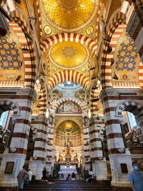 Notre-Dame de la Garde - Marseille - France - Booked ai