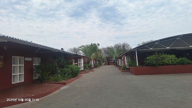 Mokoro Lodge - Maun - Botswana - Booked ai