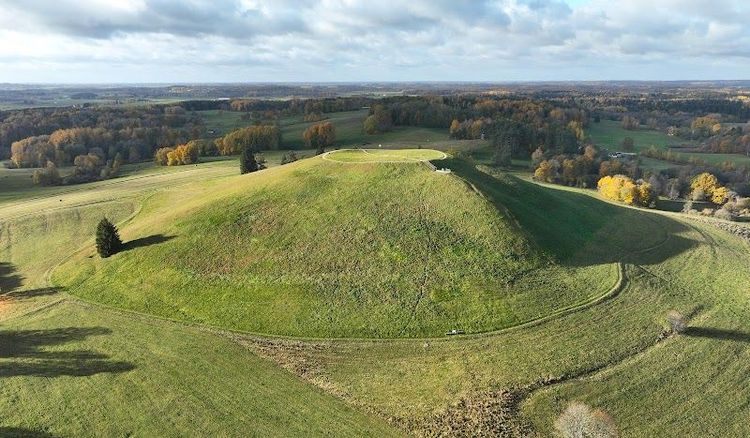 Varniai Regional Park - Ožtakiai - Lithuania - Booked ai