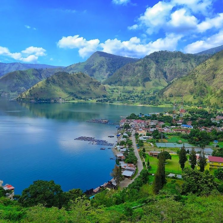 Lake Toba - North Sumatra - Indonesia - Booked ai