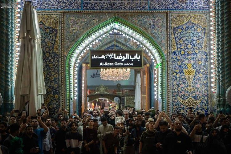 Wadi Al-Salam Cemetery 6th Aperture - Najaf - Iraq - Booked ai