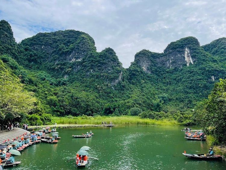Tràng An Landscape Complex - Ninh Bình - Vietnam - Booked ai