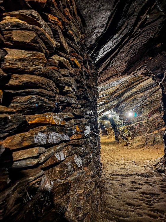 Mina de Ouro da Passagem - Mariana - Brazil - Booked ai