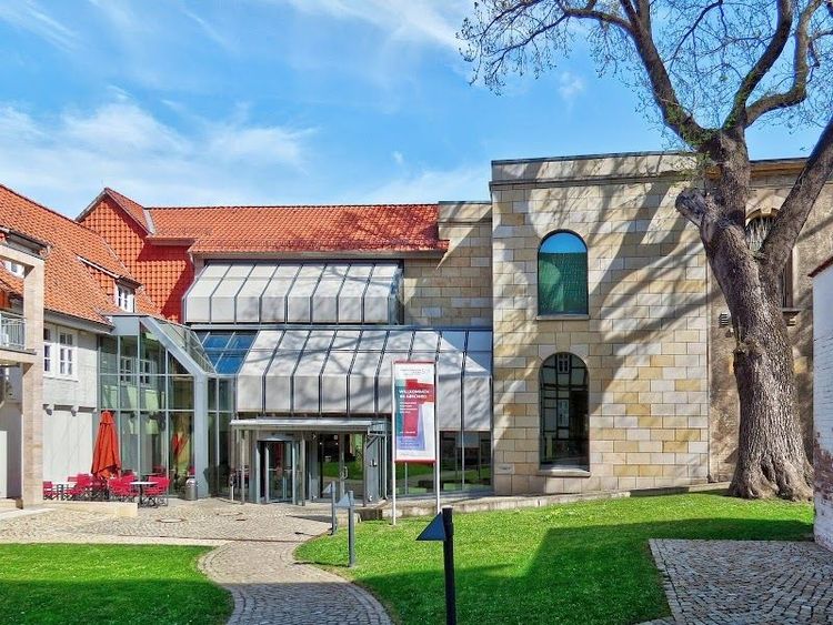 galery Lyonel Feininger - Quedlinburg - Germany - Booked ai