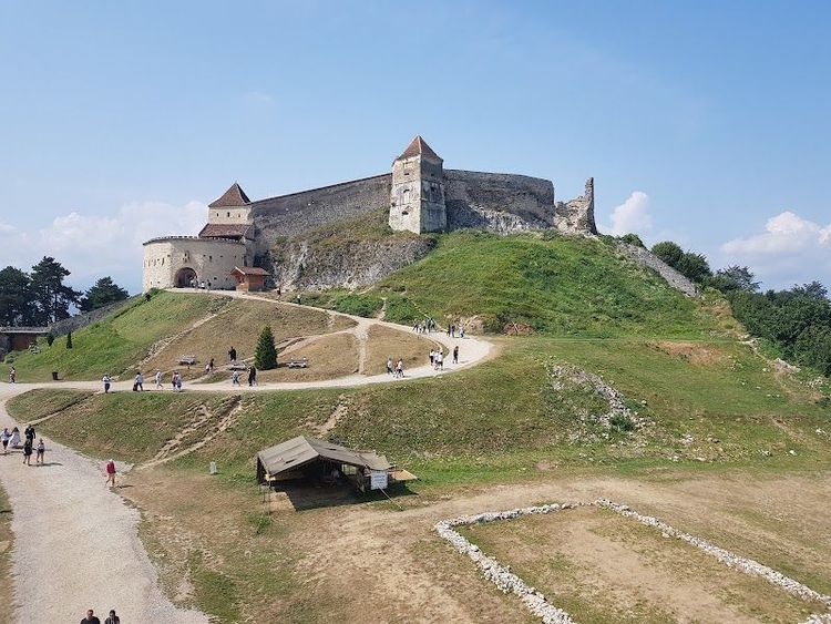 Râșnov Citadel - Râșnov - Romania - Booked ai