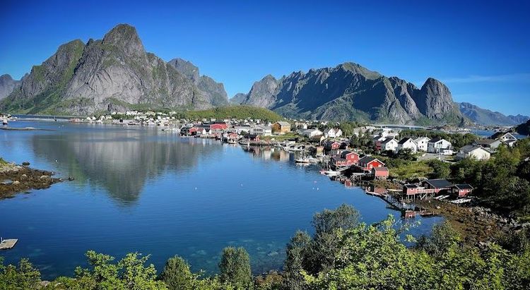 Reine - Reine - Norway - Booked ai