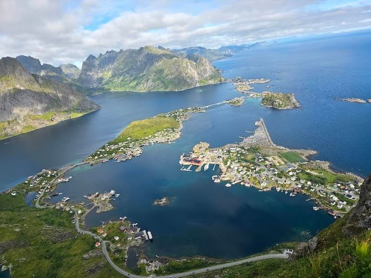 Reinebringen - Reine - Norway - Booked ai