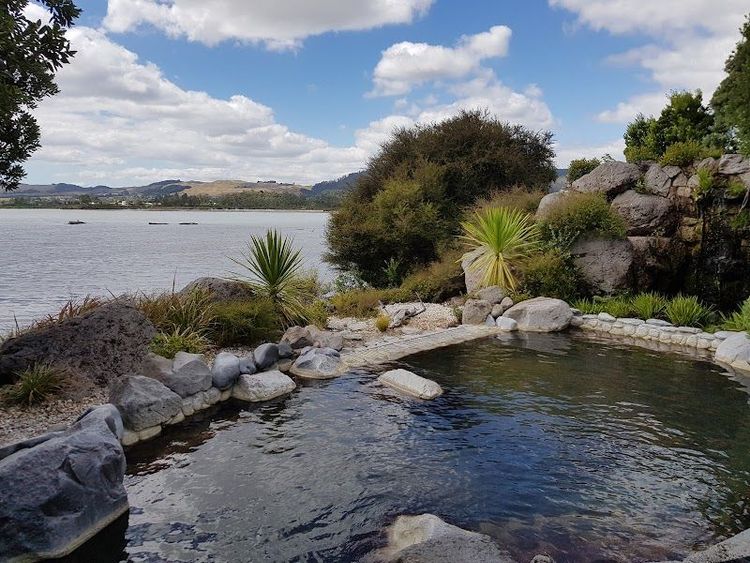 Polynesian Spa - Rotorua - New Zealand - Booked ai