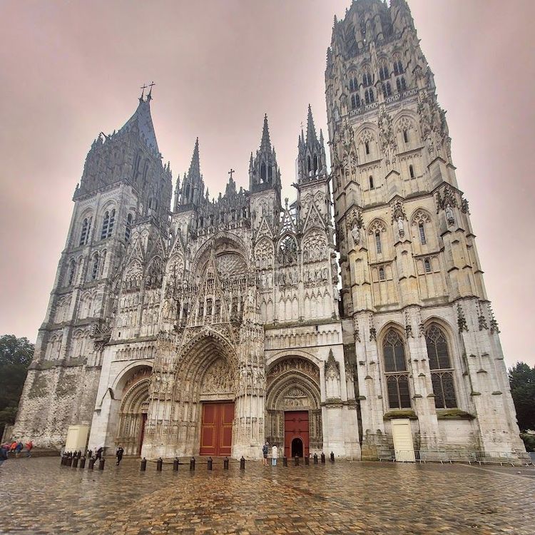 Cathédrale Notre-Dame de Rouen - Rouen - France - Booked ai