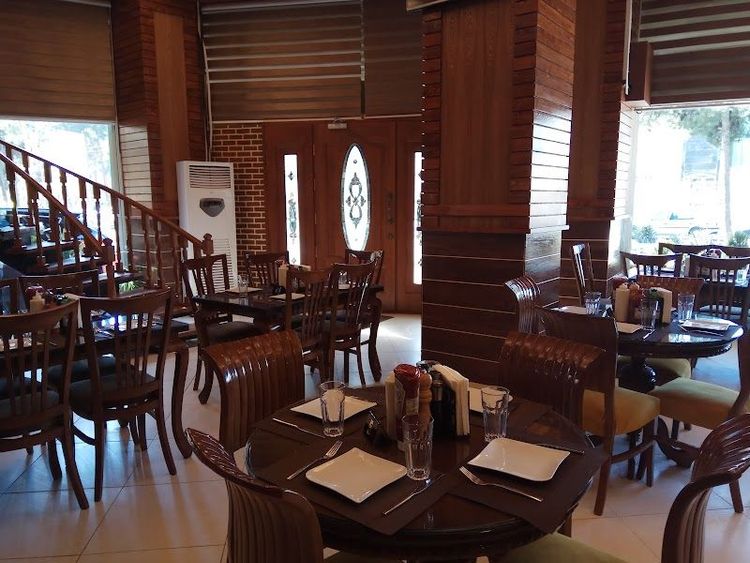 Surko Traditional Restaurant - Saveh - Iran - Booked ai