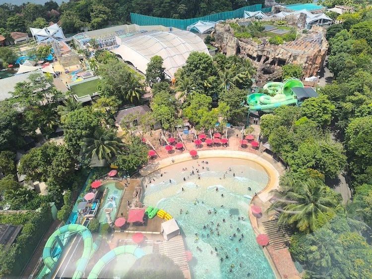 Adventure Cove Waterpark - Sentosa Island - Singapore - Booked ai