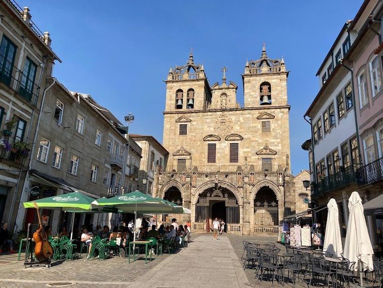 Santa Maria de Braga Cathedral - Braga - Portugal - Booked ai