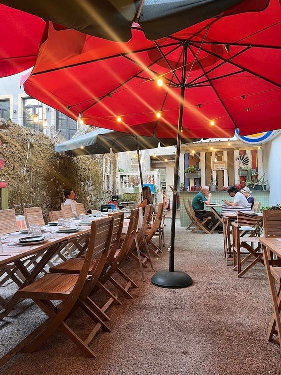 Retrokitchen Restaurant - Braga - Portugal - Booked ai