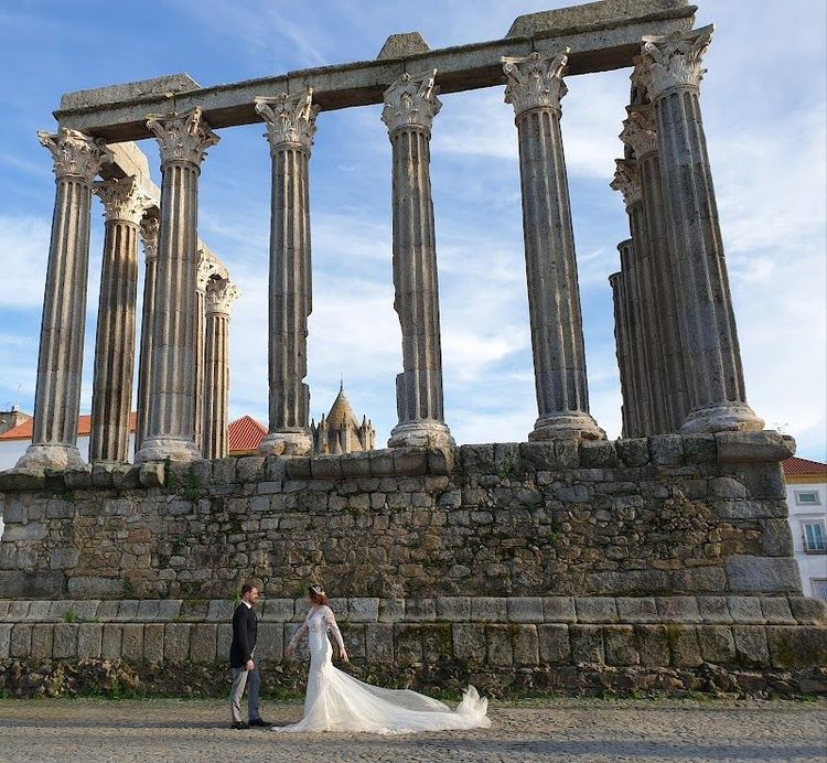 Roman Temple of Evora - Evora - Portugal - Booked ai