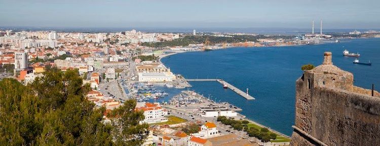 Holiday in Setubal, Portugal - Booked ai