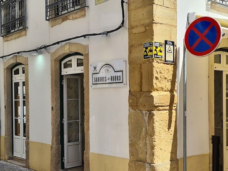 Flavors at the Glow - Tomar - Portugal - Booked ai