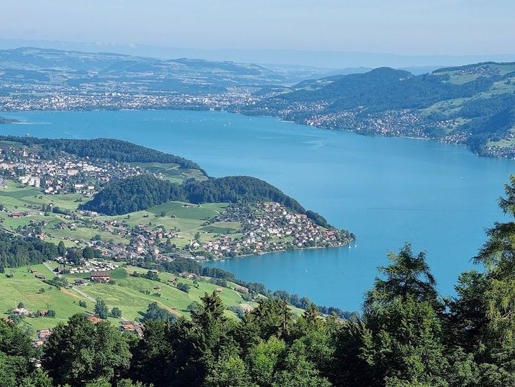 Top Bänkli-Rundweg - Aeschi bei Spiez - Switzerland - Booked ai