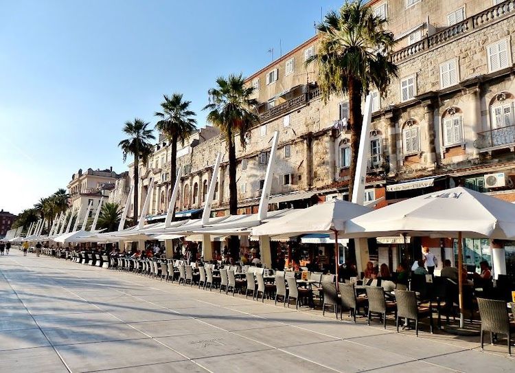 Obala Hrvatskog narodnog preporoda - Split - Croatia - Booked ai