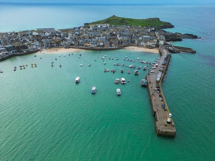 St Ives Harbour - St Ives - UK - Booked ai