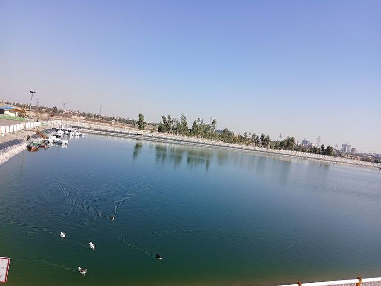 Javan Park Lake - Qom - Iran - Booked ai