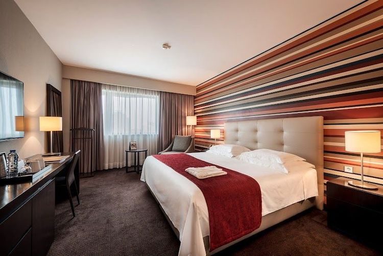 Hotel Trópico - Luena - Angola - Booked ai