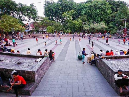 Bungkul Park - Surabaya - Indonesia - Booked ai